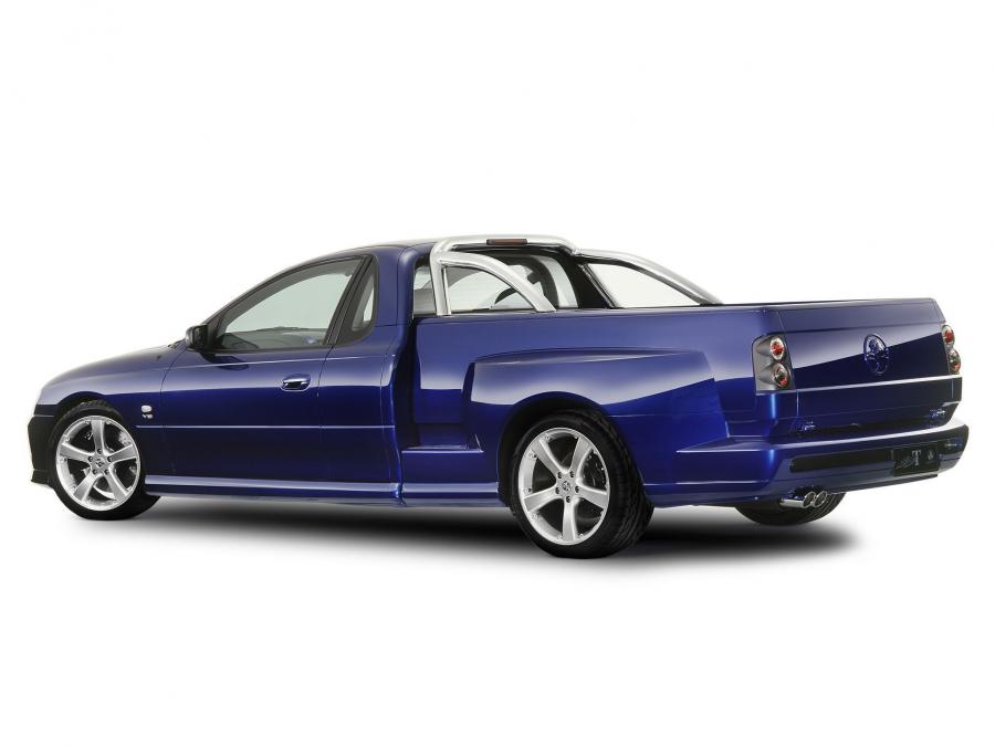  Holden SST Concept 2004 года  (фото 3 из 7)